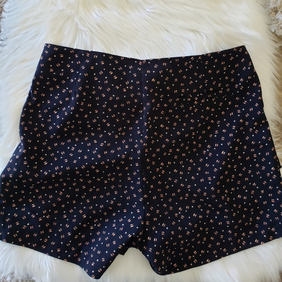 Bishop + Young Katie Short Navy Blue NWT - Picture 3 of 6
